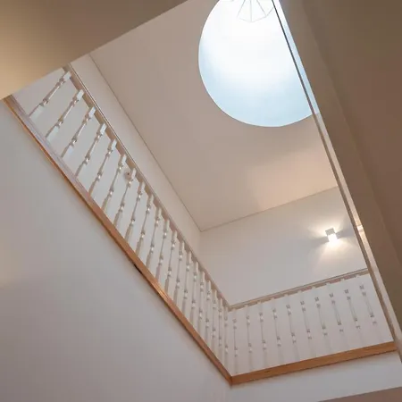 Tomas Loft פורטו