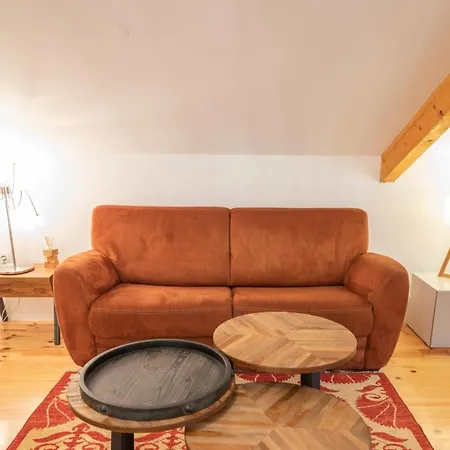 Tomas Loft アパート